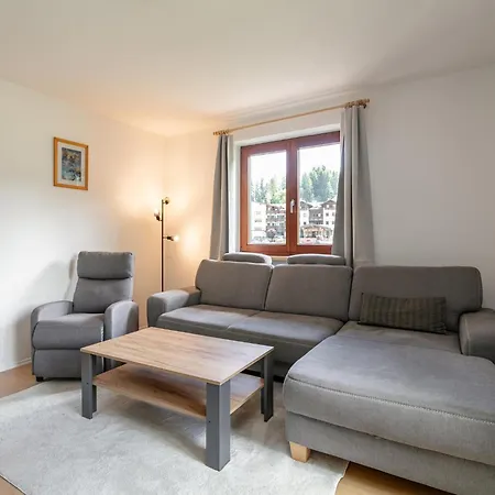 Almweg 1 Apartment