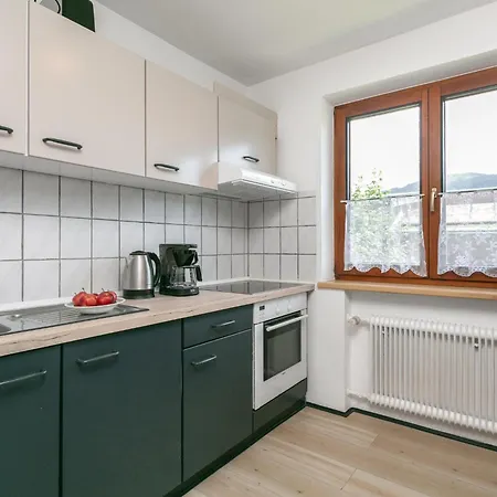 Almweg 1 Apartment *